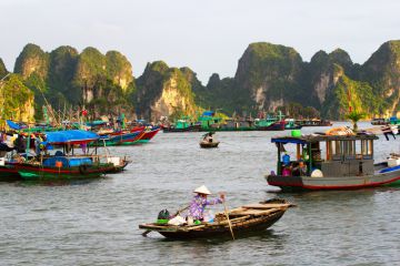  Hanoi - Halong Bay Cruise Plus Traditional Villages