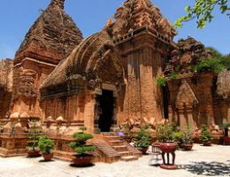 Our guide Vu was super, thoroughly enjoyed his company