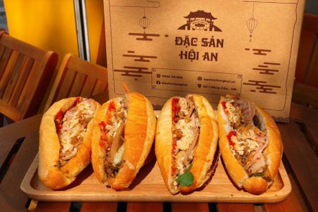Banh Mi (Vietnamese Baguette Sandwich)