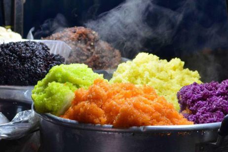 Xoi Bay Mau (Seven-colored sticky rice)
