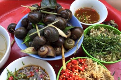 Boiled snails 