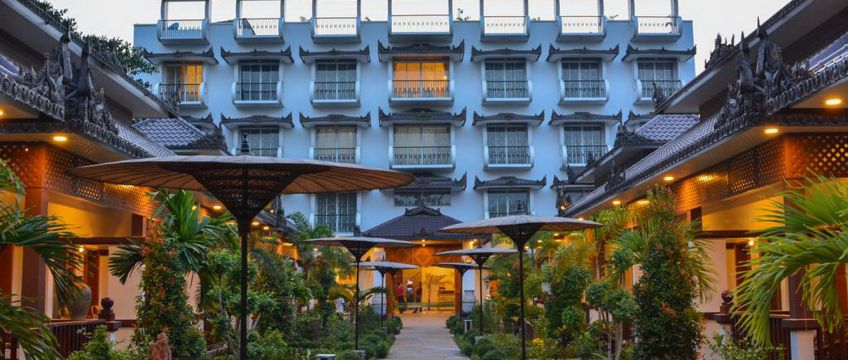 Yadanarpon Dynasty Hotel