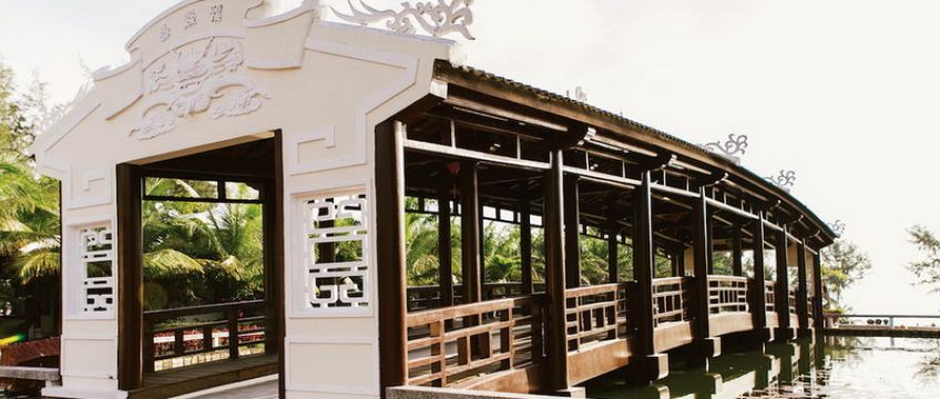 Lang Co Beach Resort