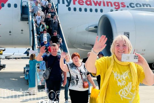 Red Wings Airlines’ first flight from Russia in Khanh Hoa