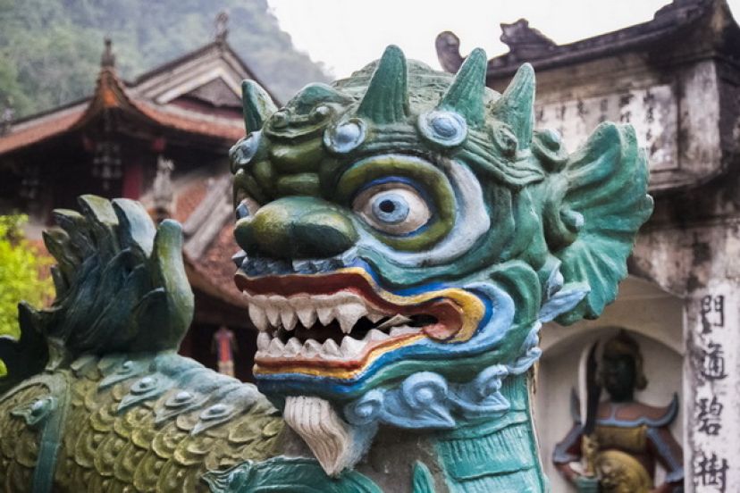 Perfume Pagoda – A trip to the majestic temples of Northern Vietnam