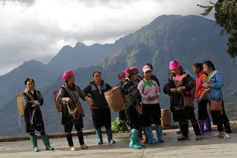 Hill tribe people in Sapa